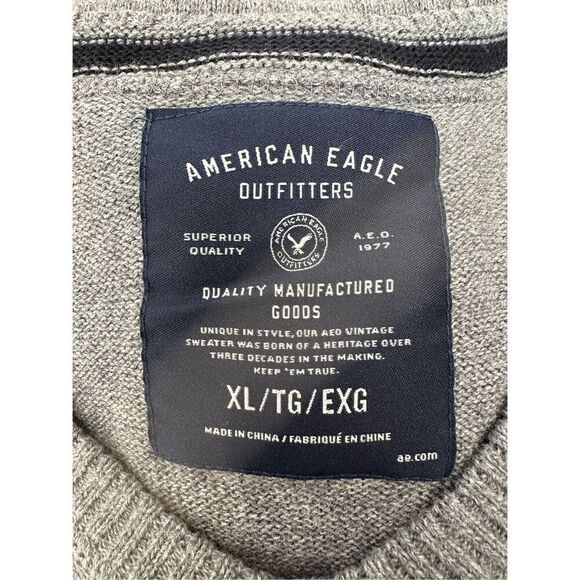 American Eagle Gray V-Neck Sweater Size XL - Picture 5 of 6